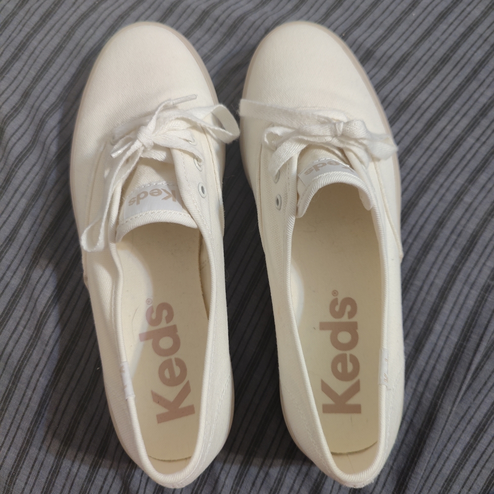Keds Cream Canvas Lace-Up Sneakers